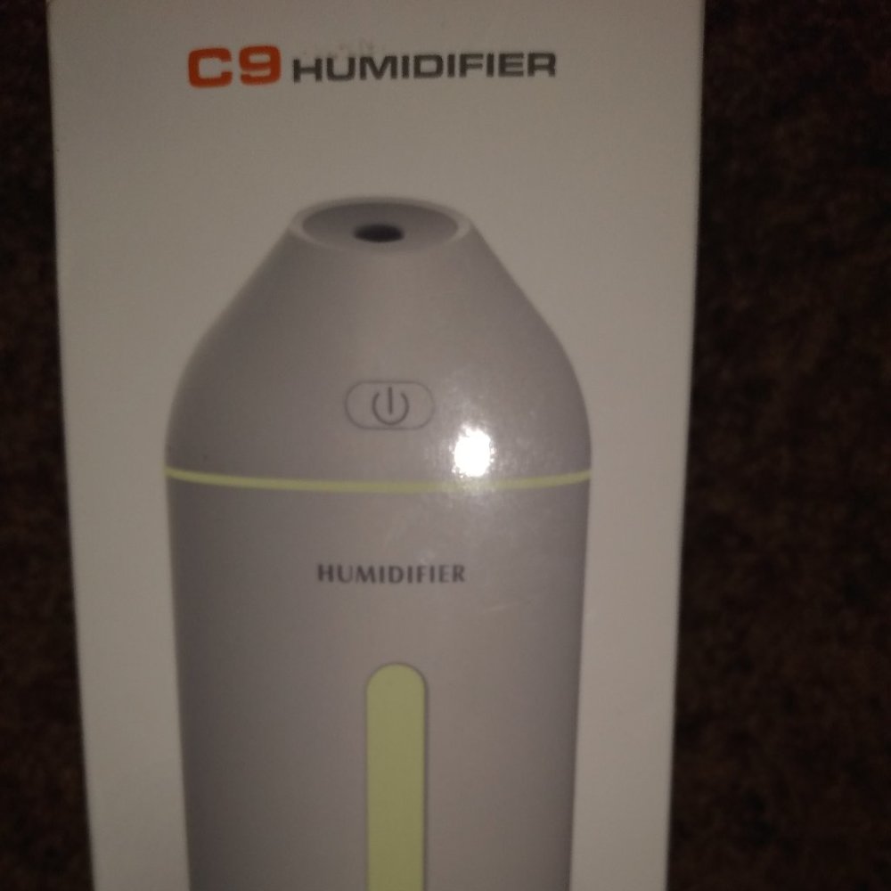 HUMIDIFIER